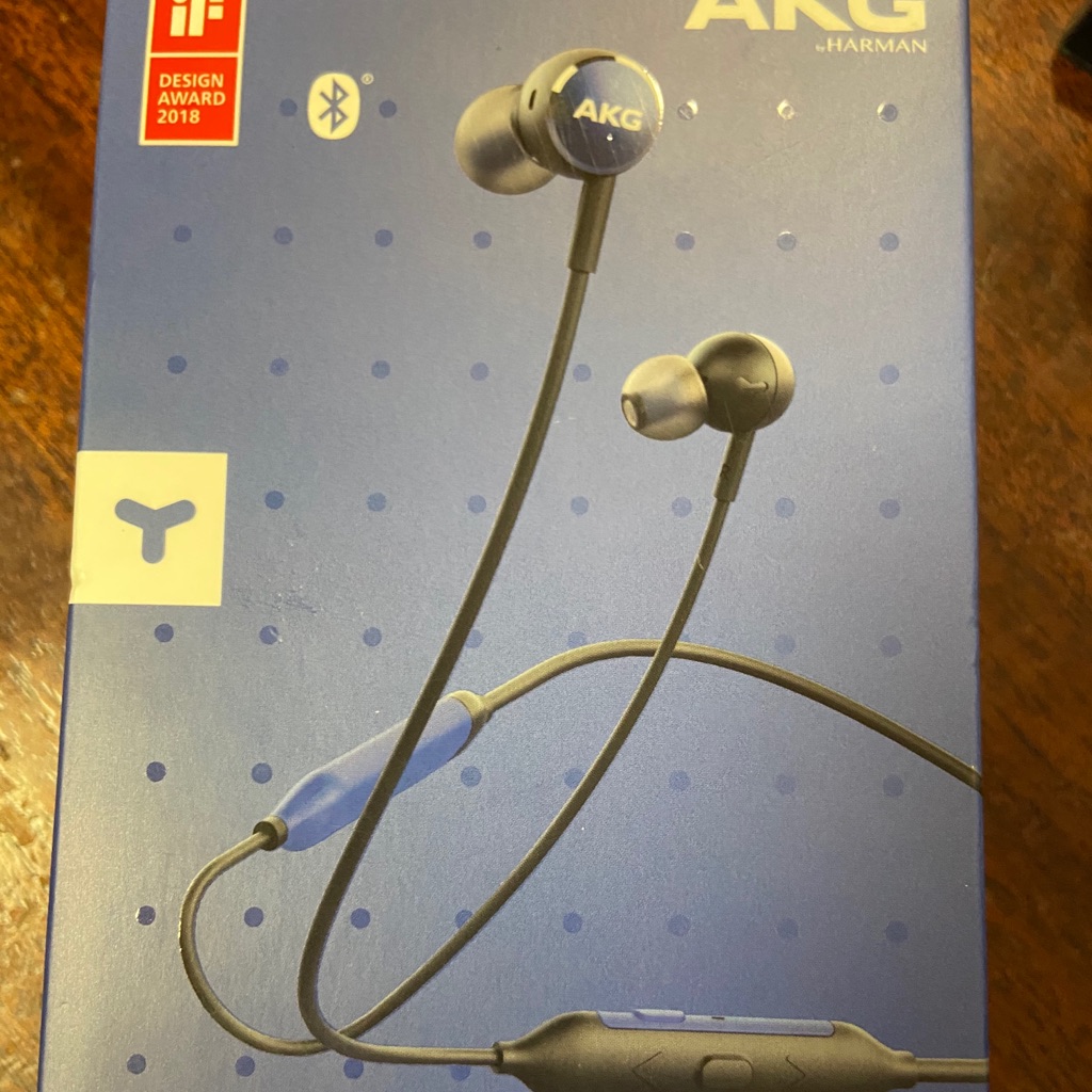 Brand New Sealed Akq Wireless Headphoness